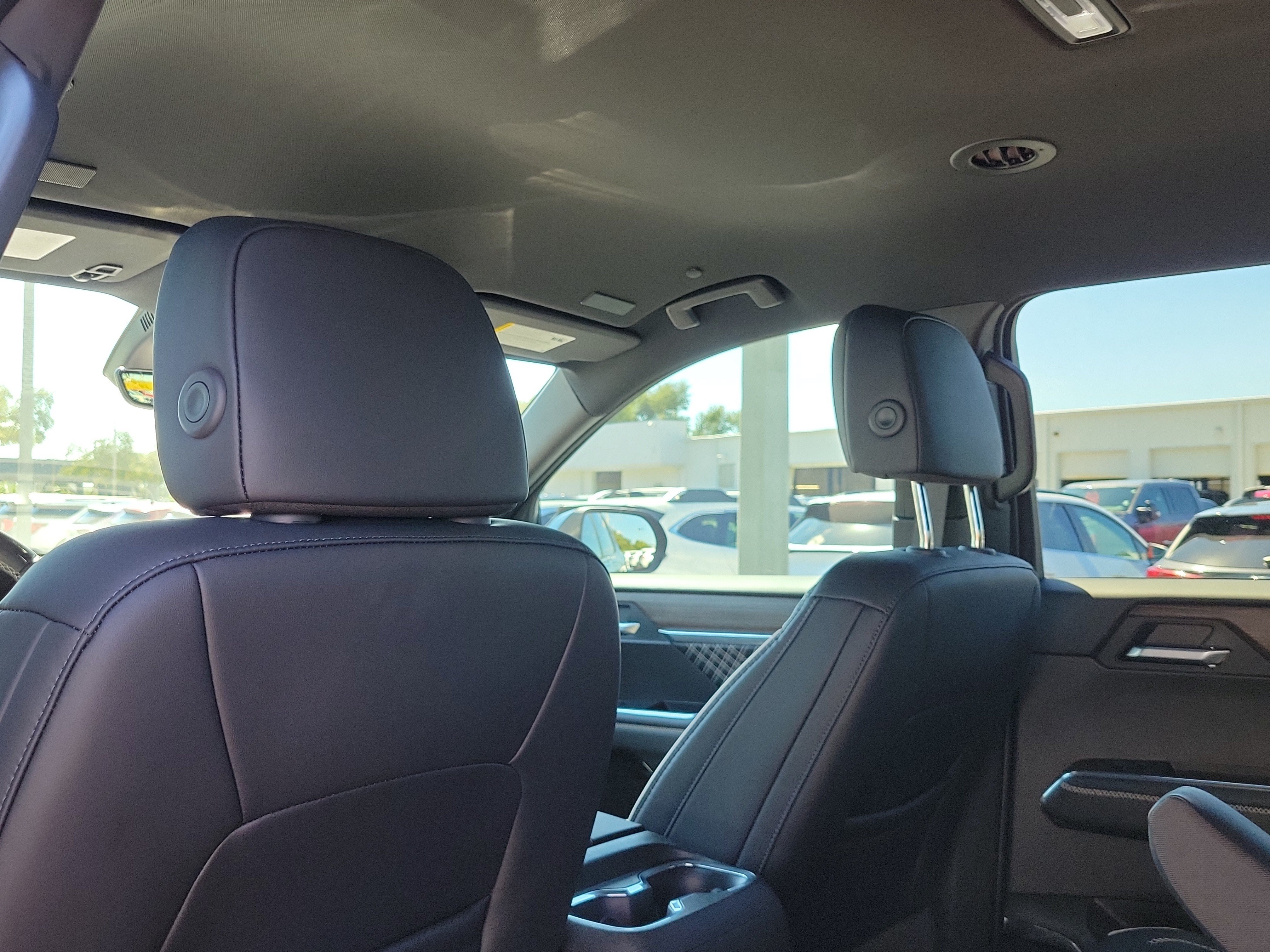 Used 2026 GMC Acadia Denali w/ Super Cruise Package FWD image 14