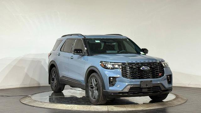 Certified 2025 Ford Explorer ST w/ Sun And Sound Package image 2