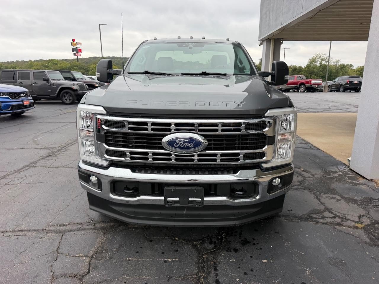 Certified 2026 Ford F350 XLT w/ 360-Degree Camera Package AWD/4WD image 8