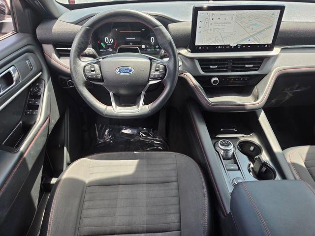 Certified 2025 Ford Explorer ST-Line AWD/4WD image 12
