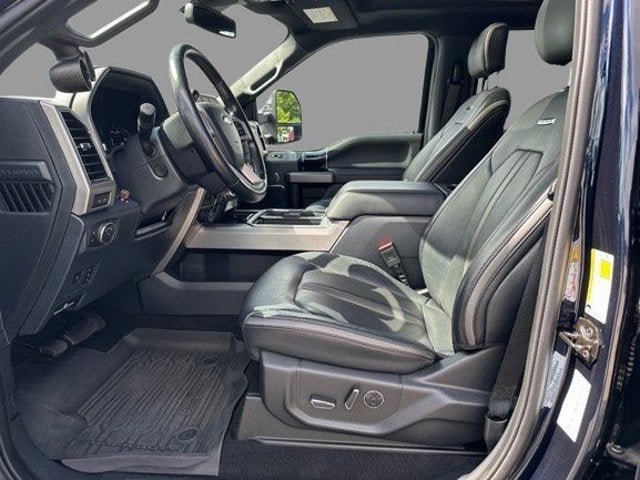 Certified 2022 Ford F450 Platinum w/ FX4 Off-Road Package AWD/4WD image 3