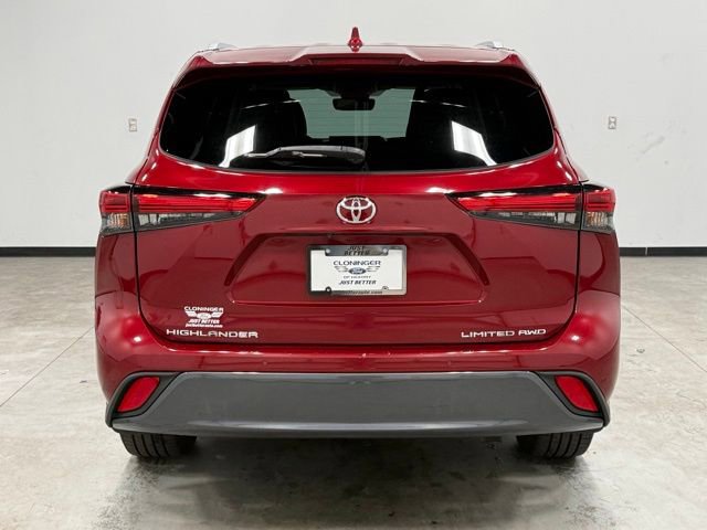 Used 2023 Toyota Highlander Limited image 10