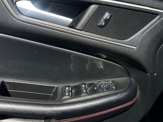 Certified 2023 Ford Edge ST-Line AWD/4WD image 17