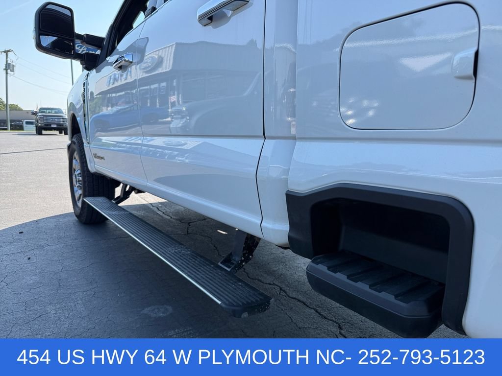 Certified 2025 Ford F350 Lariat w/ Lariat Ultimate Package AWD/4WD image 16