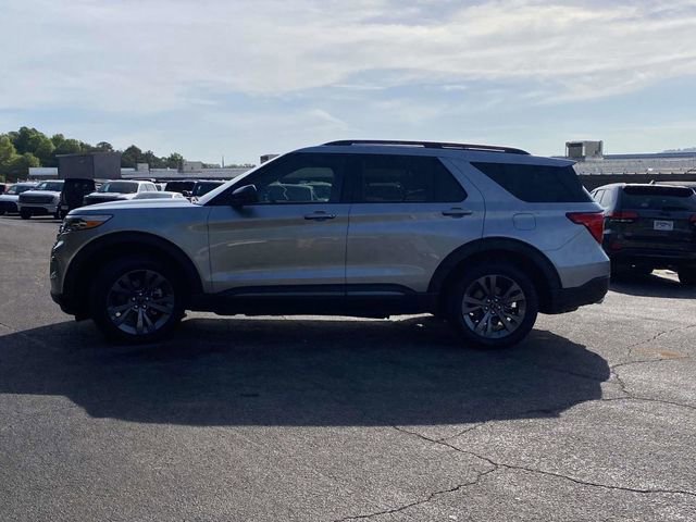 Certified 2023 Ford Explorer XLT w/ Equipment Group 202A image 2