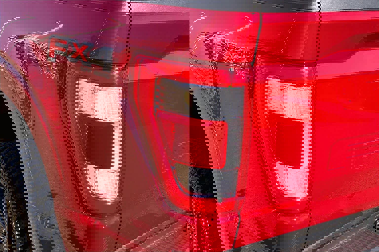 Certified 2023 Ford F150 Lariat w/ Equipment Group 502A High image 29