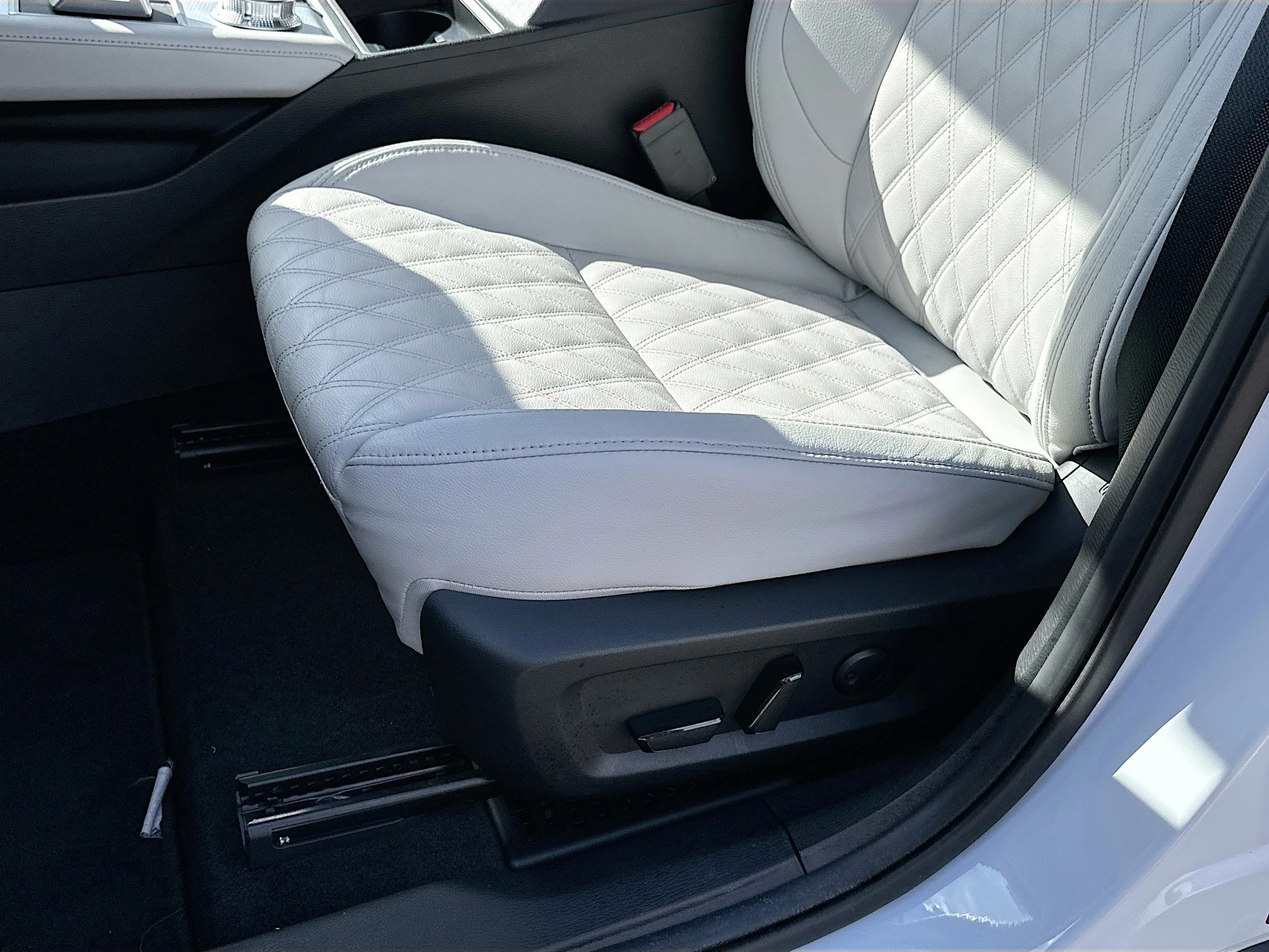 Used 2024 Mitsubishi Outlander SEL Black Edition image 20