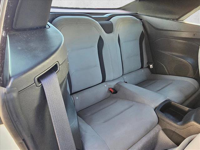 Used 2020 Chevrolet Camaro LT RWD image 16