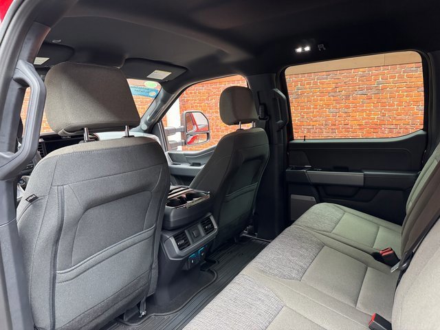 Certified 2025 Ford F150 XLT w/ Equipment Group 303A High image 27