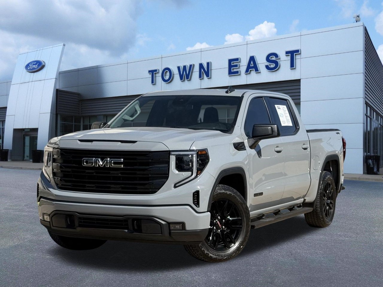 Used 2024 GMC Sierra 1500 Elevation
