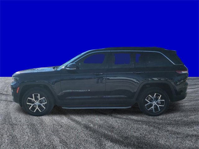 Used 2024 Jeep Grand Cherokee Limited image 7