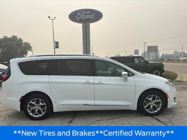 Used 2019 Chrysler Pacifica Limited FWD image 3