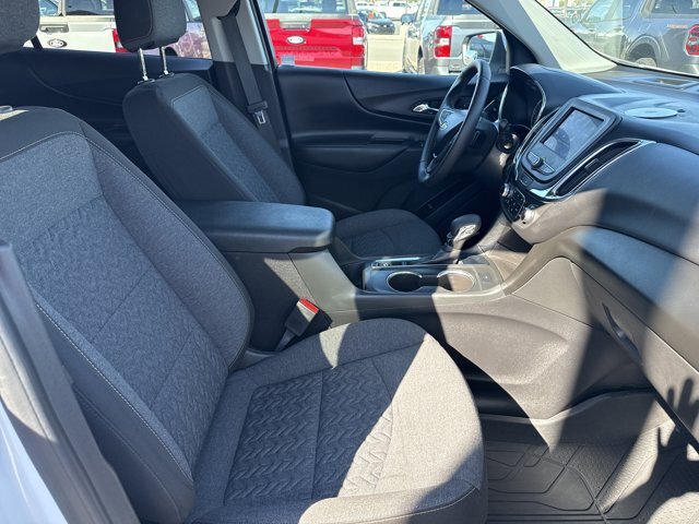 Used 2022 Chevrolet Equinox LT FWD image 16