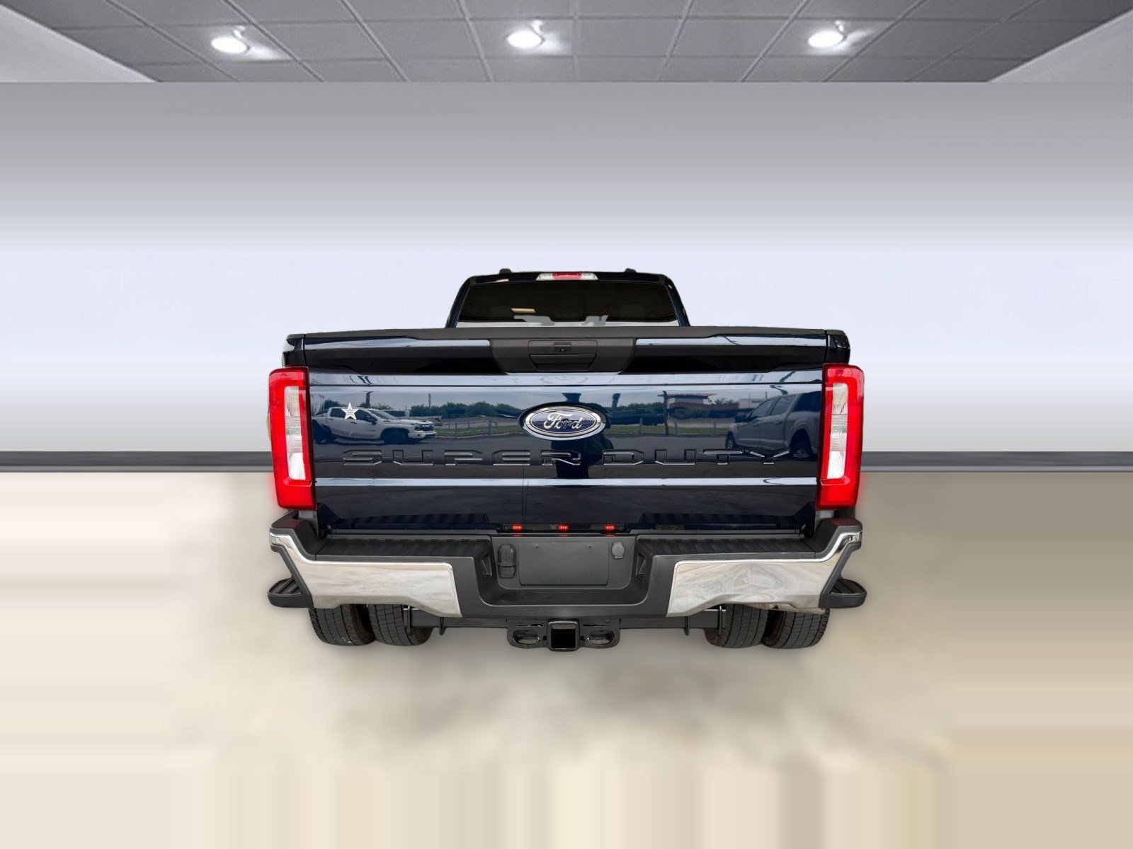 Certified 2023 Ford F450 XLT w/ FX4 Off-Road Package AWD/4WD image 10