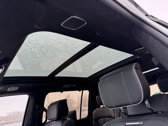 Used 2022 Jeep Grand Wagoneer Series II image 8