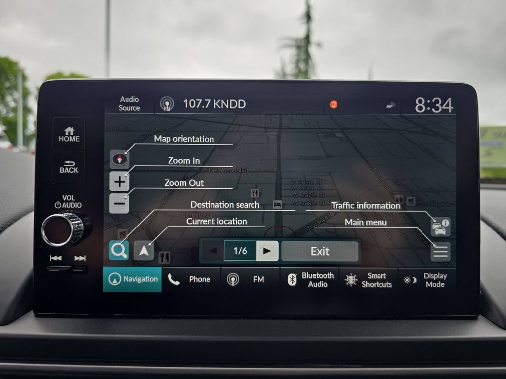 Used 2025 Honda Pilot Black Edition image 29