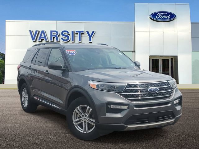 Certified 2023 Ford Explorer XLT w/ Equipment Group 202A AWD/4WD image 4