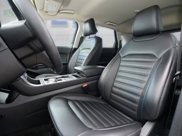 Certified 2024 Ford Edge SEL w/ Convenience Package AWD/4WD image 12