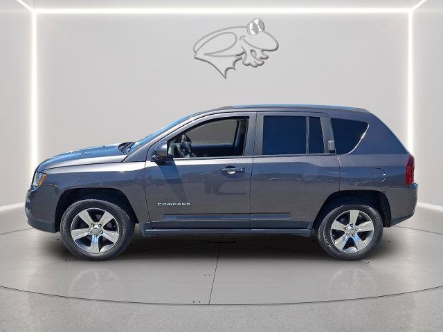 Used 2017 Jeep Compass High Altitude AWD/4WD image 2
