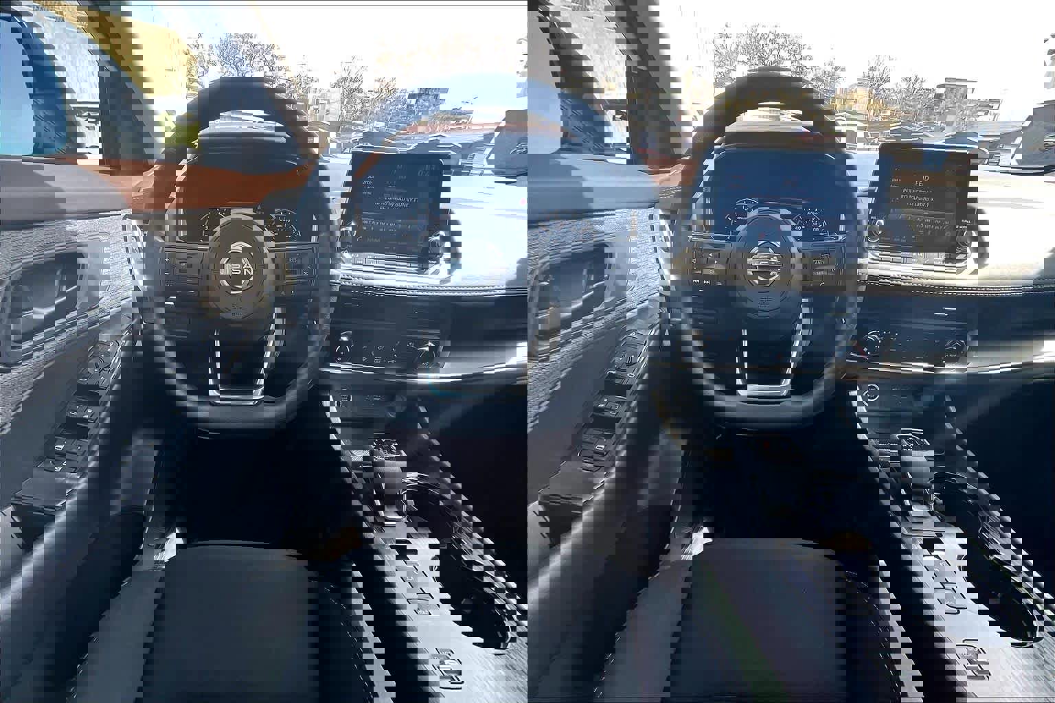 Used 2023 Nissan Rogue S image 10