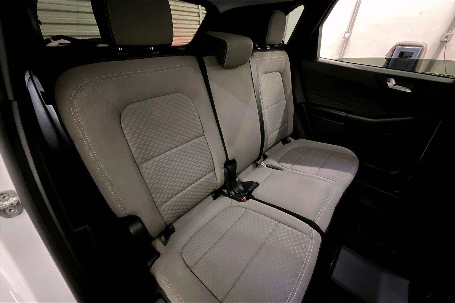 Certified 2021 Ford Escape SE image 26