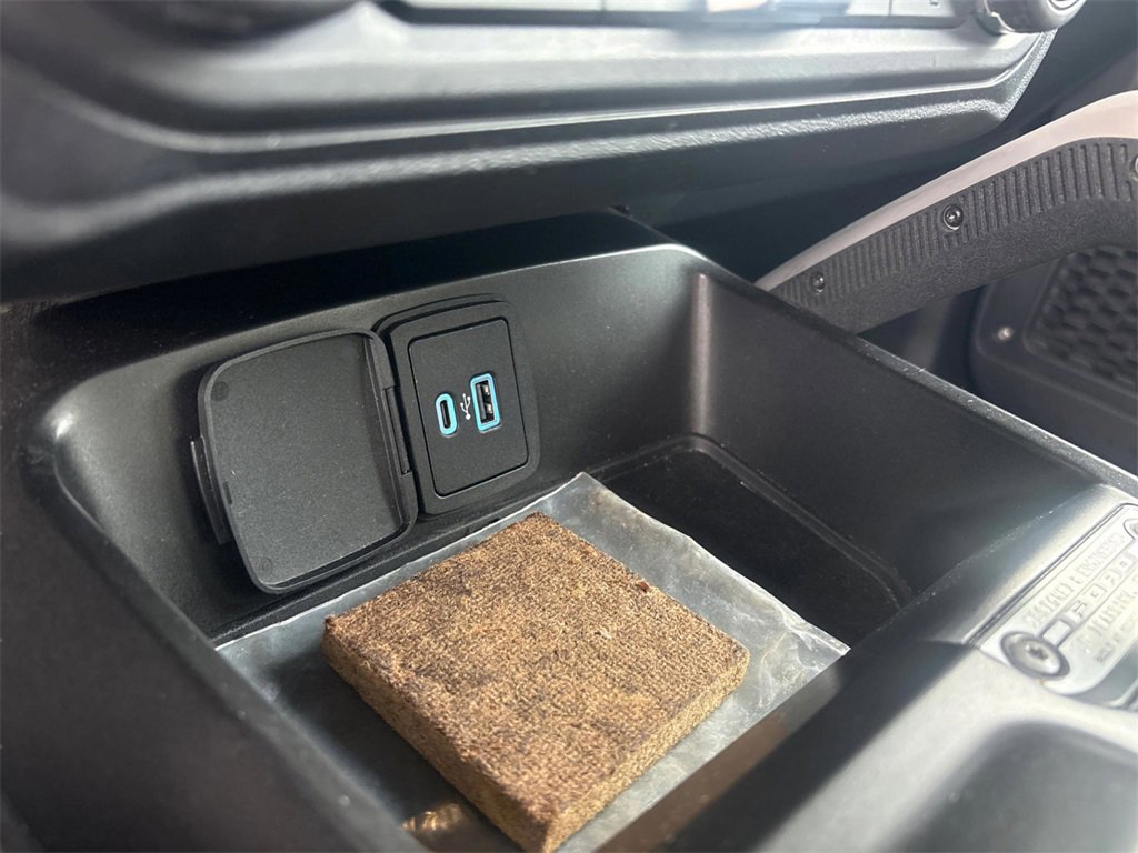 Certified 2021 Ford Bronco Outer Banks image 26