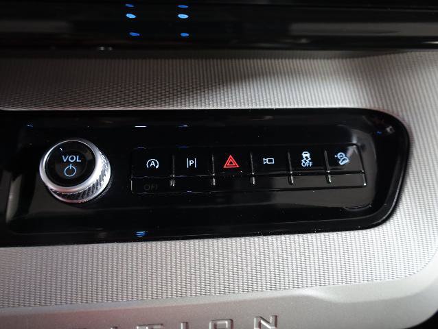 Certified 2025 Ford Expedition Active AWD/4WD image 21