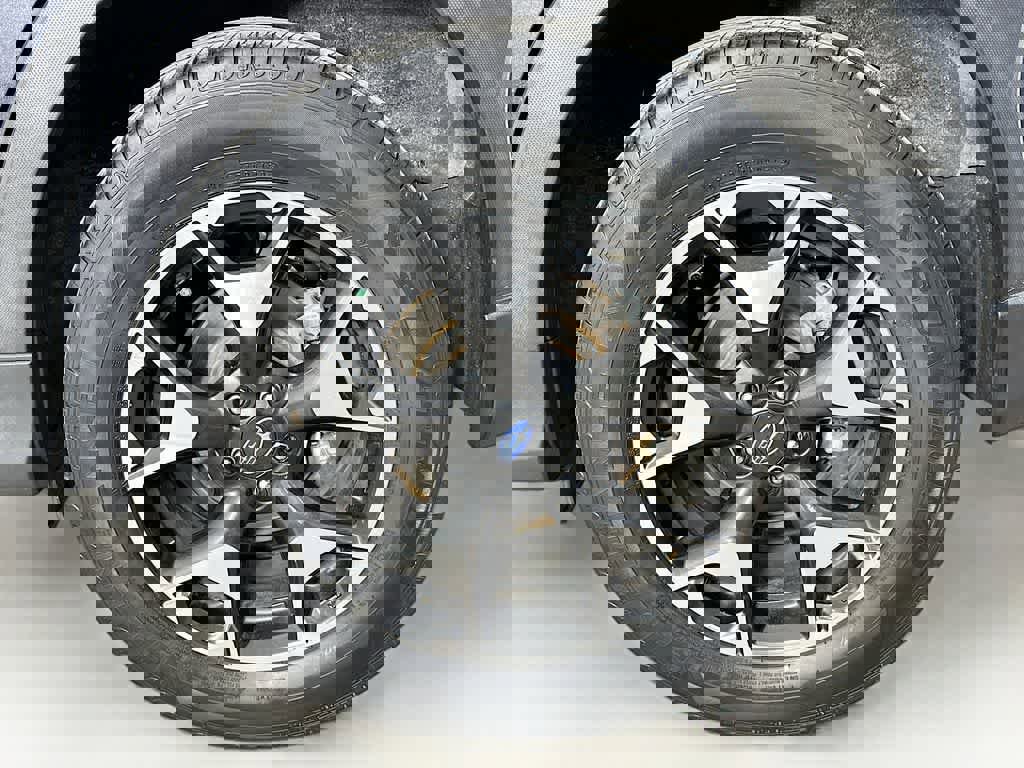 Used 2019 Subaru Crosstrek 2.0i Premium image 11