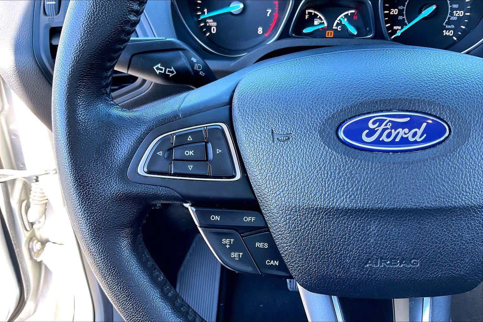 Certified 2019 Ford Escape SEL FWD image 20