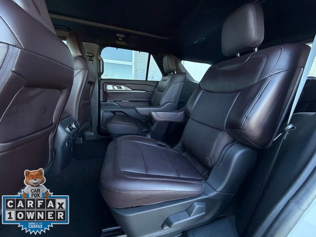 Certified 2025 Ford Explorer Platinum image 25