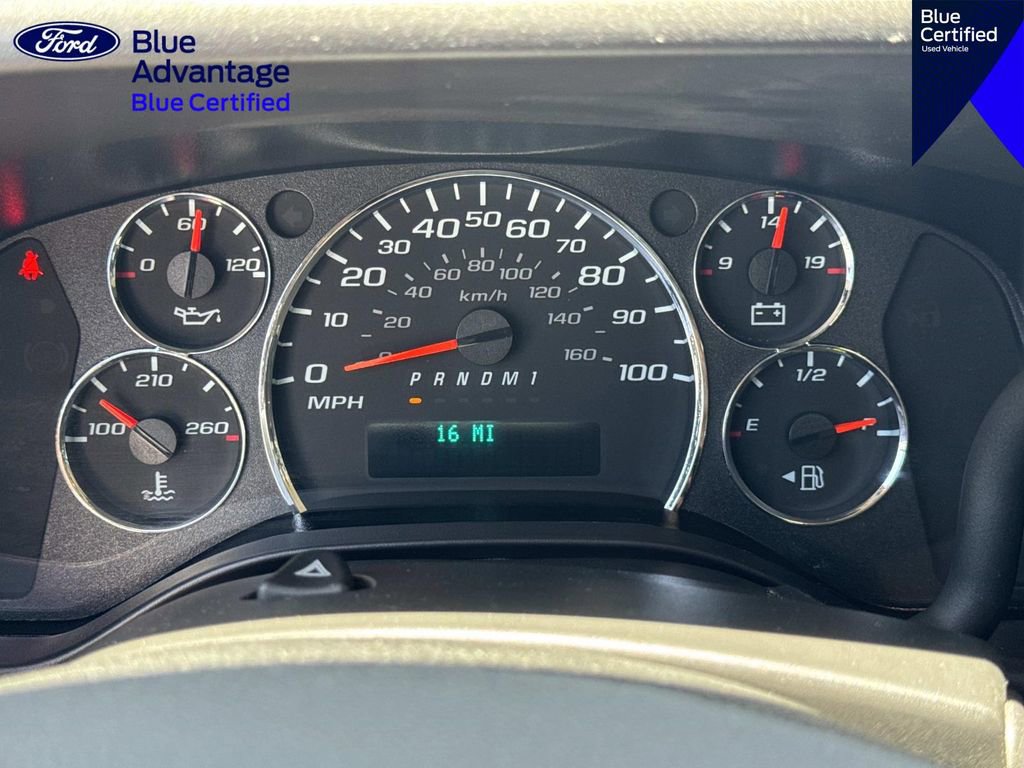 Used 2024 Chevrolet Express 2500 w/ Driver Convenience Package RWD image 26