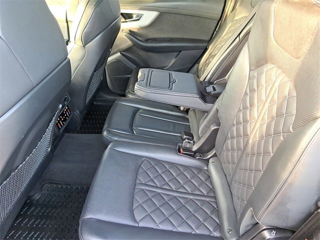 Used 2024 Audi Q7 3.0T Prestige w/ Prestige Package image 27