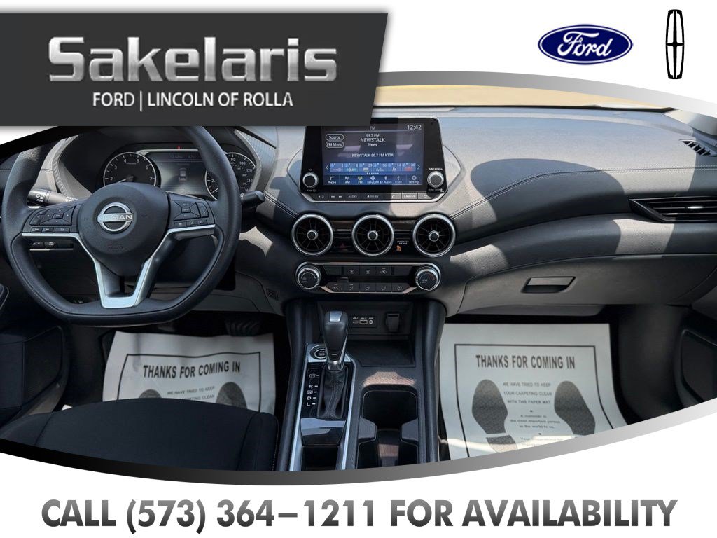 Used 2024 Nissan Sentra SV FWD image 34