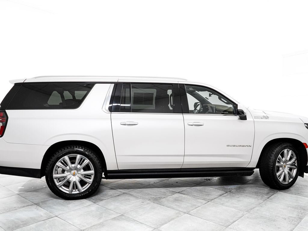 Used 2024 Chevrolet Suburban High Country AWD/4WD image 7