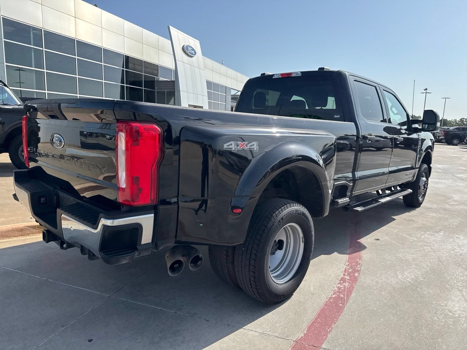 Certified 2026 Ford F350 XLT AWD/4WD image 3