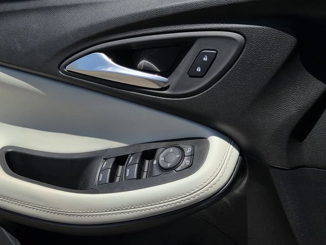 Used 2021 Buick Encore GX Select FWD image 16