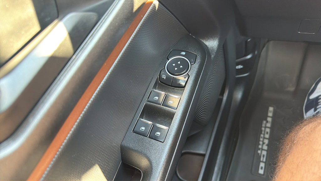 Certified 2025 Ford Bronco Sport Outer Banks w/ Outer Banks Tech Package+ AWD/4WD image 27
