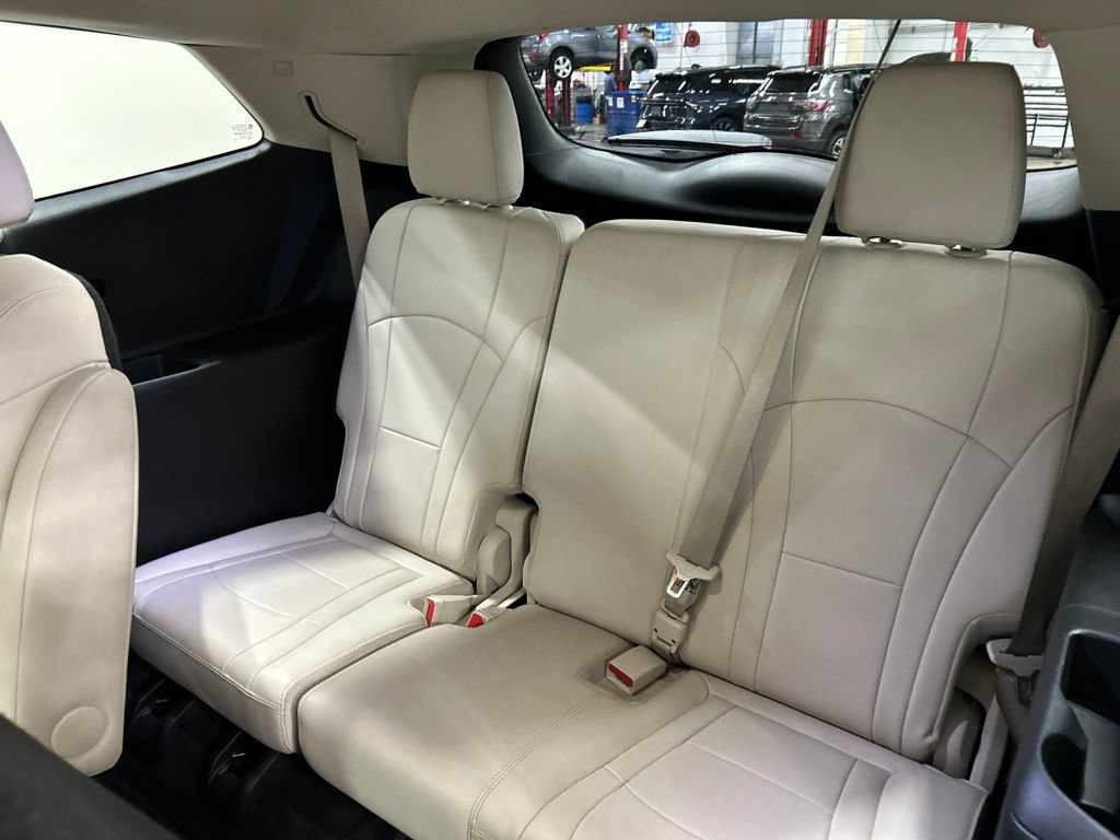 Used 2023 Buick Enclave Premium w/ Experience Buick Package AWD/4WD image 32