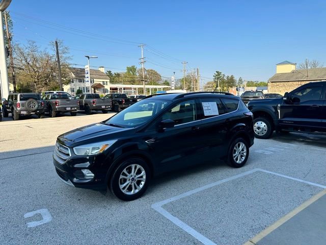 Certified 2018 Ford Escape SE w/ SE Sync 3 Package FWD image 7