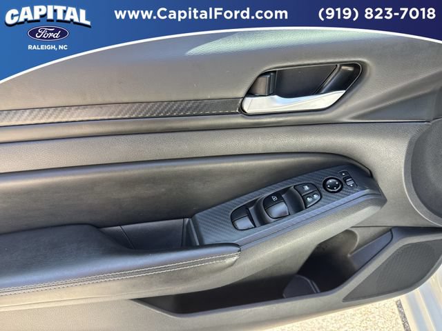 Used 2024 Nissan Altima 2.5 SV FWD image 20
