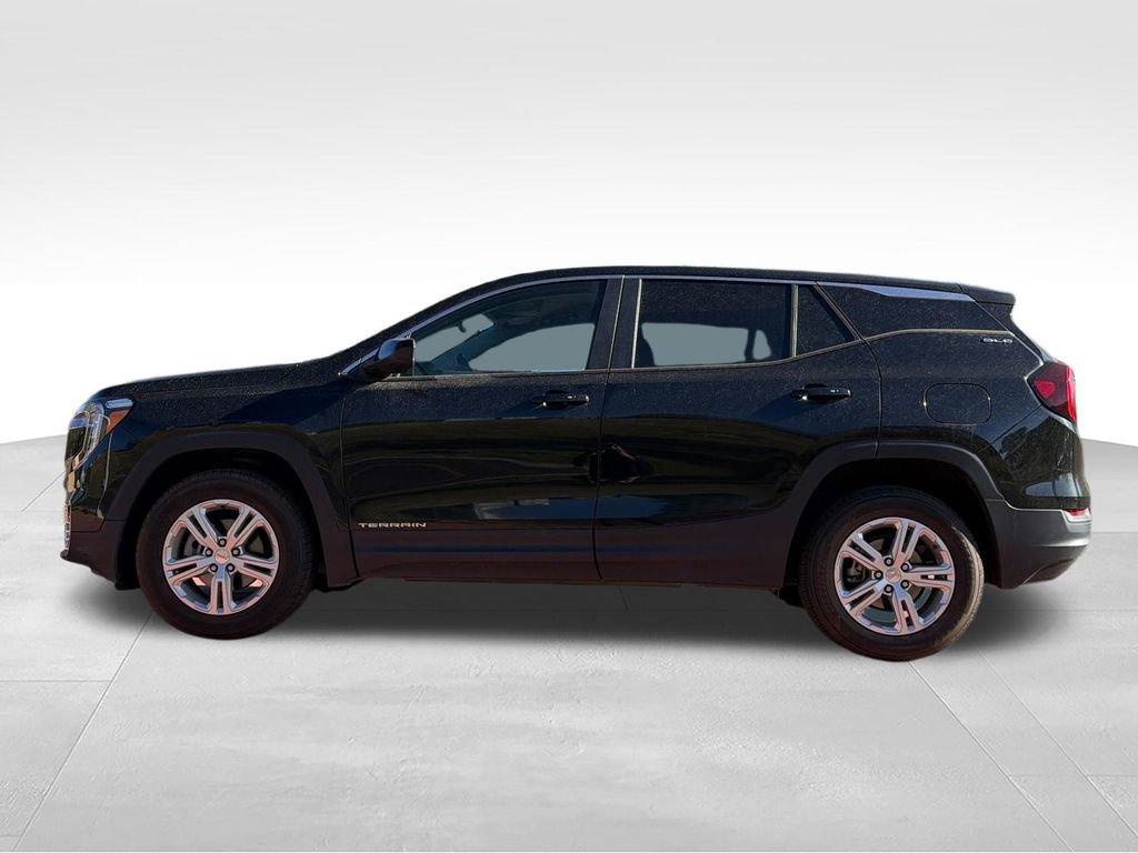 Used 2024 GMC Terrain SLE AWD/4WD image 4