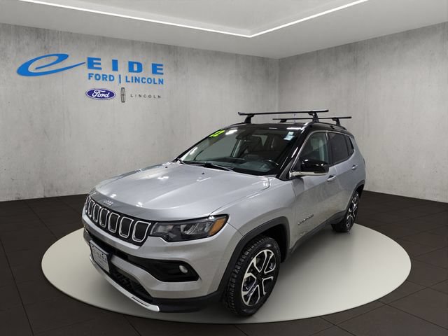 Used 2022 Jeep Compass Limited AWD/4WD image 5