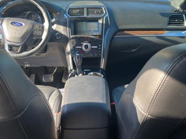 Certified 2018 Ford Explorer Limited image 14