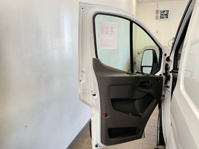 Certified 2025 Ford Transit 250 Low Roof w/ Exterior Upgrade Package RWD image 10