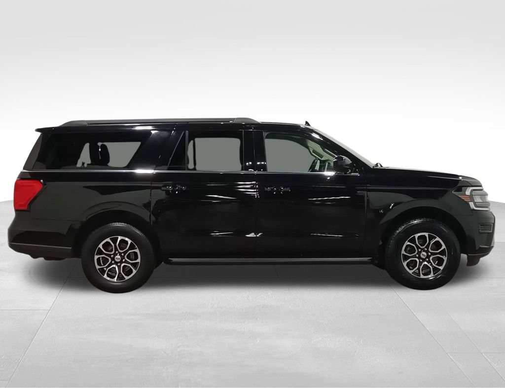 Certified 2024 Ford Expedition Max XLT AWD/4WD image 2