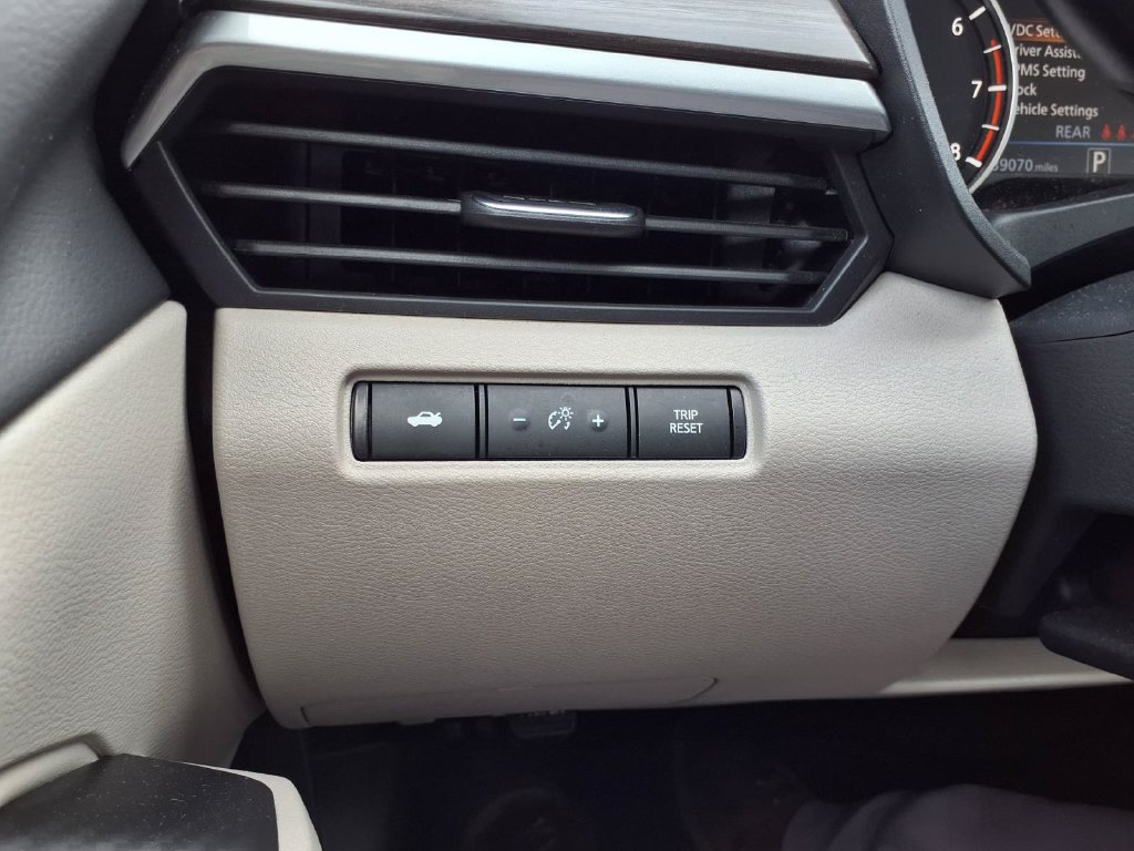 Used 2025 Nissan Altima 2.5 SV FWD image 22