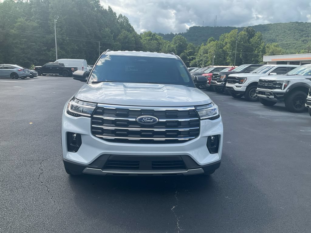 Certified 2025 Ford Explorer Active w/ Active Comfort Package AWD/4WD video 2