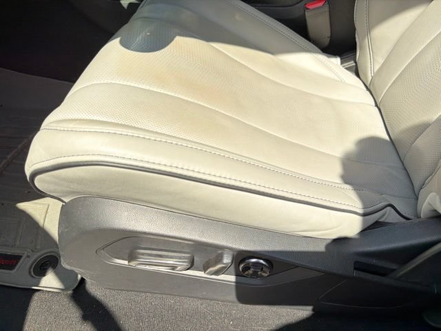 Used 2022 Acura MDX SH-AWD w/ Advance Package image 9