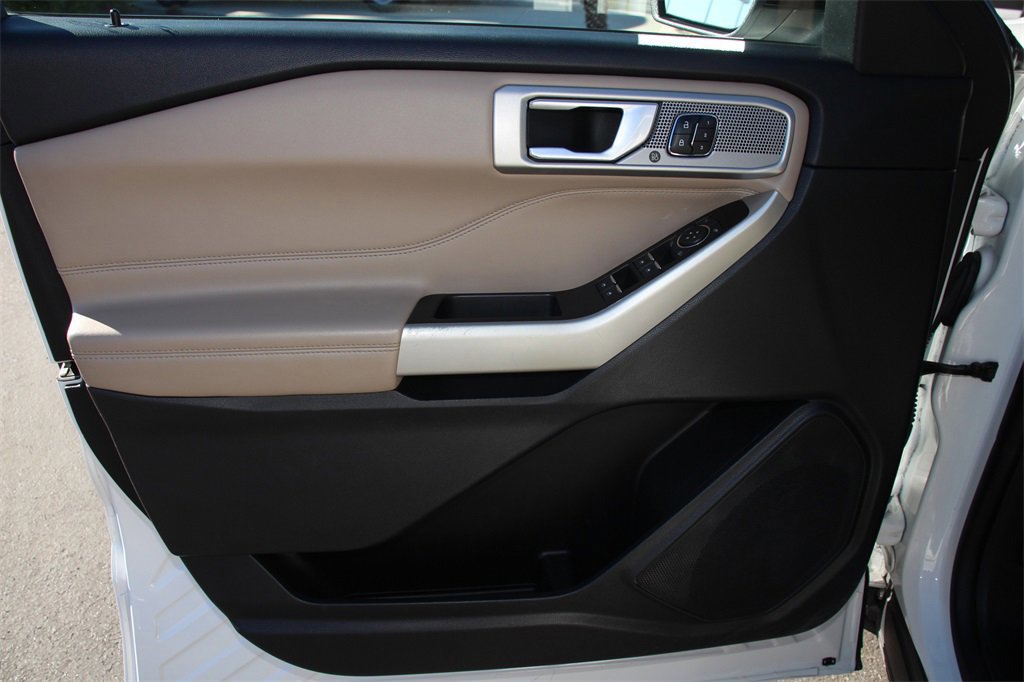 Certified 2021 Ford Explorer Limited w/ Hybrid Equipment Group 310A image 23