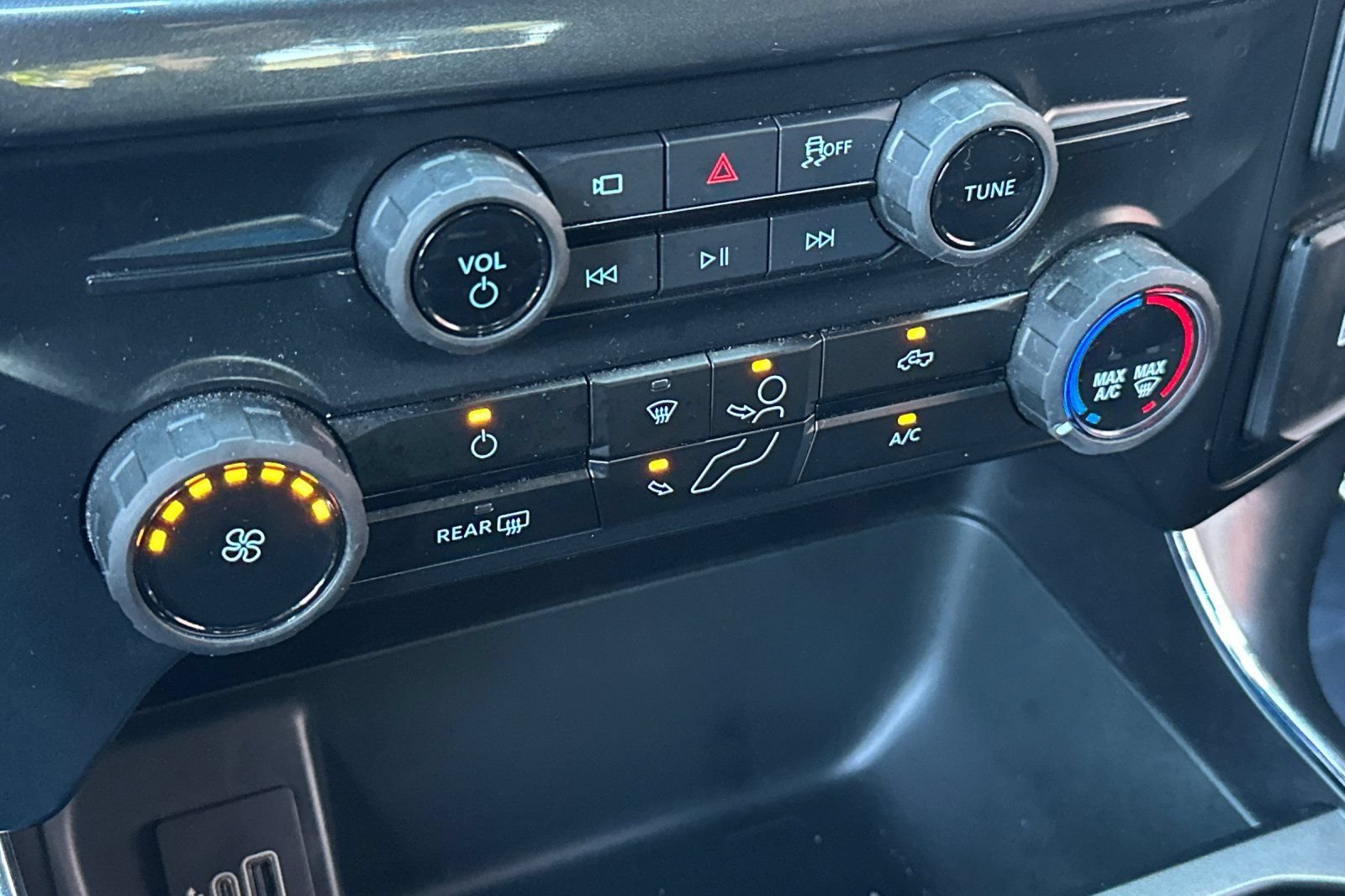Certified 2025 Ford F150 STX RWD image 30